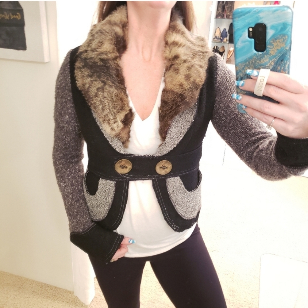 Fantazia Tweed Jacket with Fur Collar Size Small Black & Gray NWT